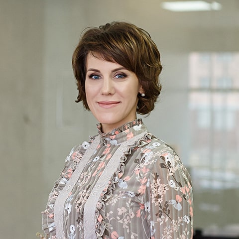 Елена Воробьева-min.jpg